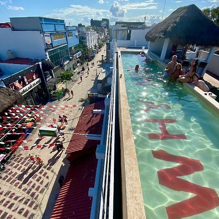 Why Not Rooftop Party Hostel Playa del Carmen Esterno foto