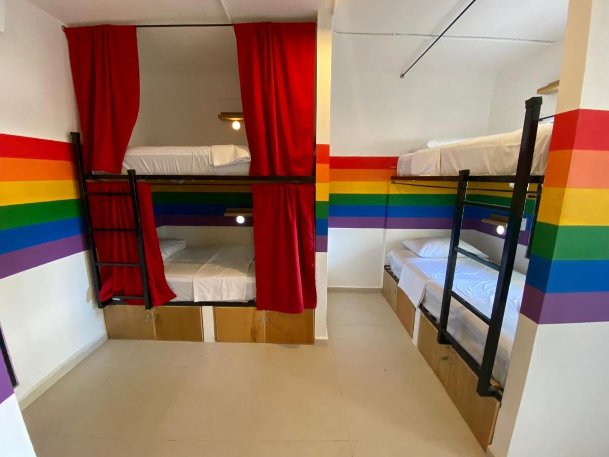 Why Not Rooftop Party Hostel Playa del Carmen Esterno foto