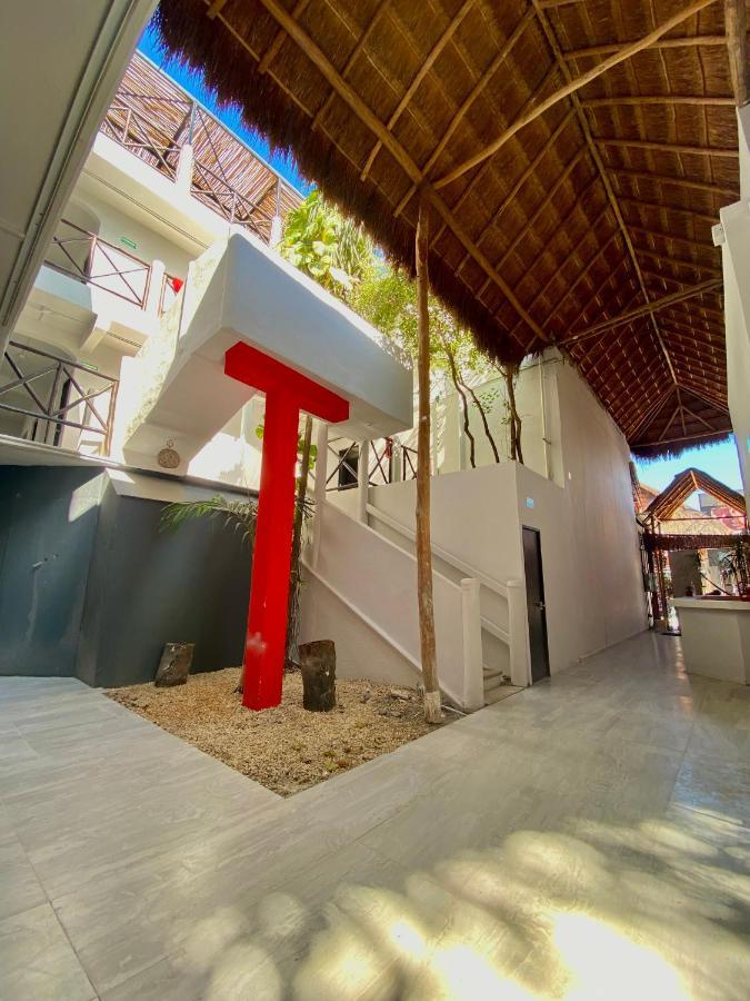 Why Not Rooftop Party Hostel Playa del Carmen Esterno foto