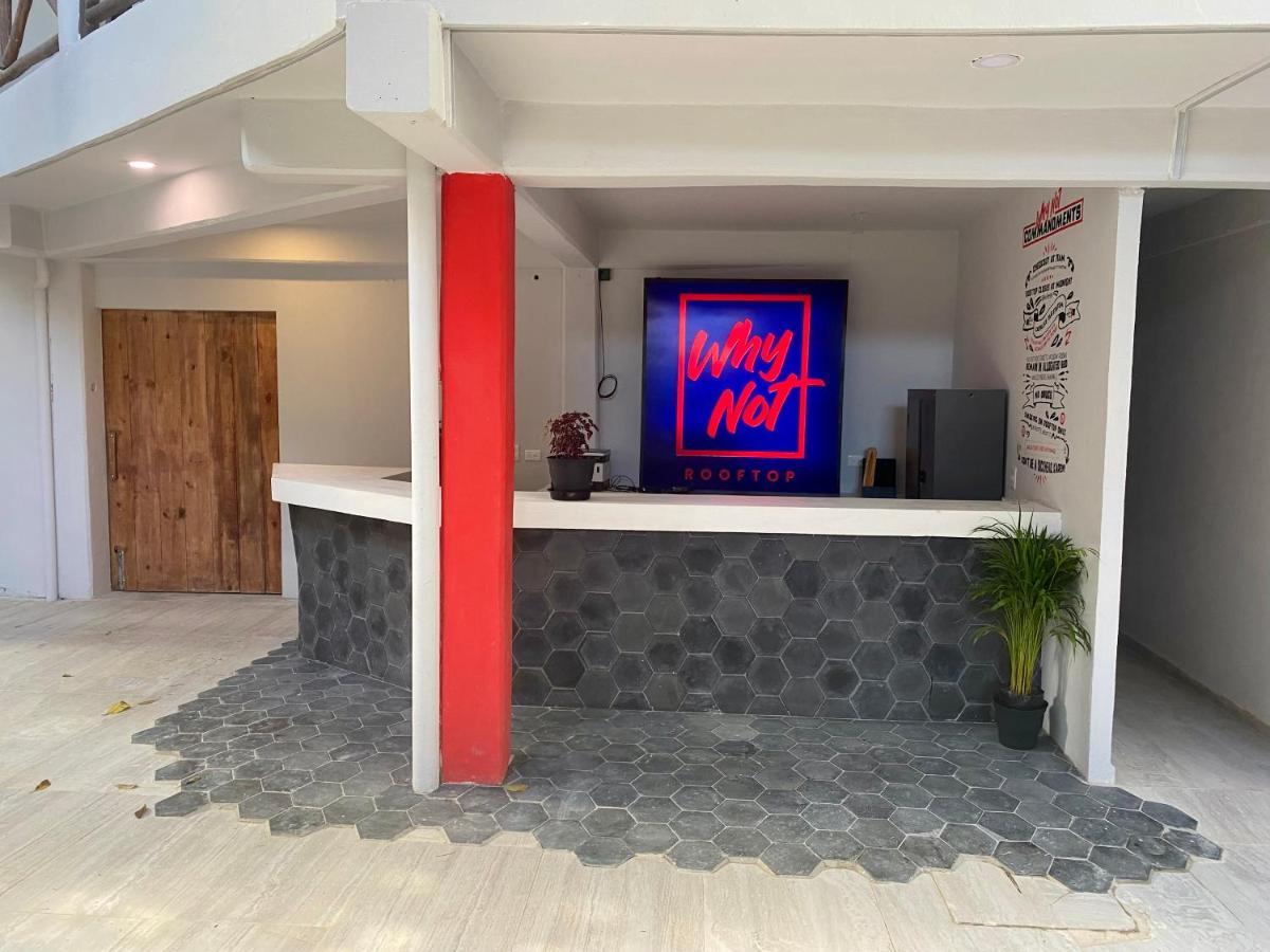 Why Not Rooftop Party Hostel Playa del Carmen Esterno foto