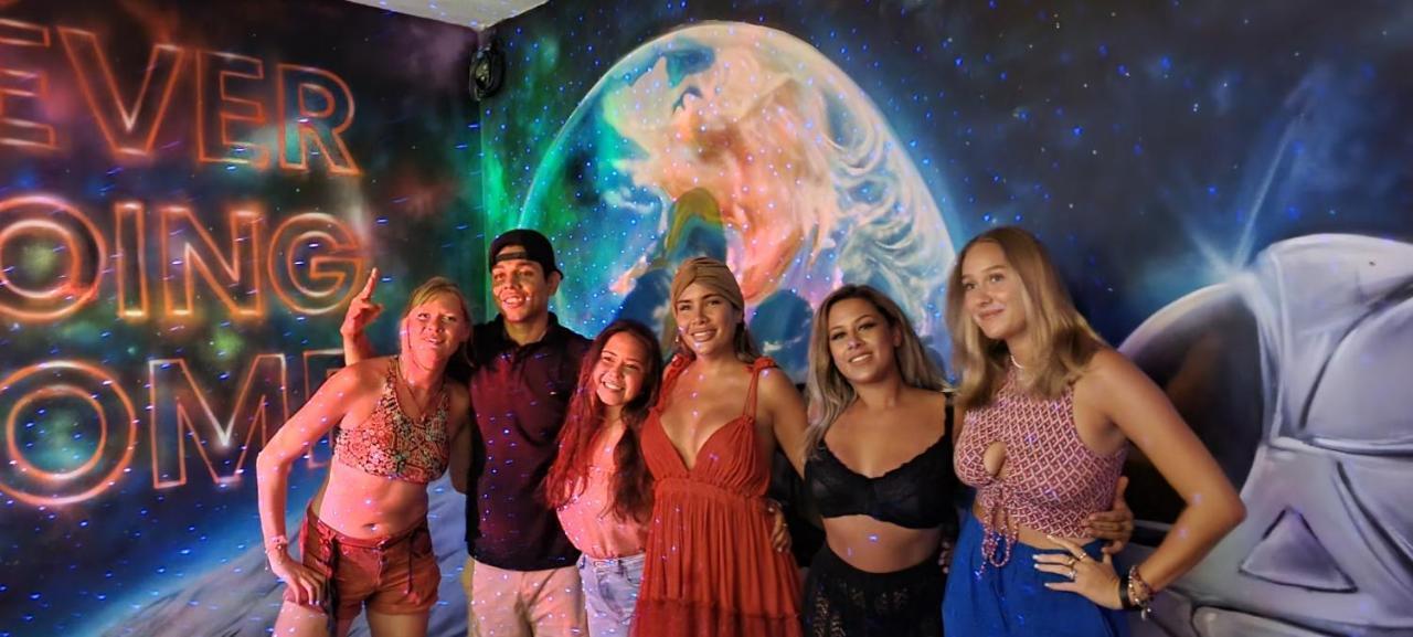 Why Not Rooftop Party Hostel Playa del Carmen Esterno foto